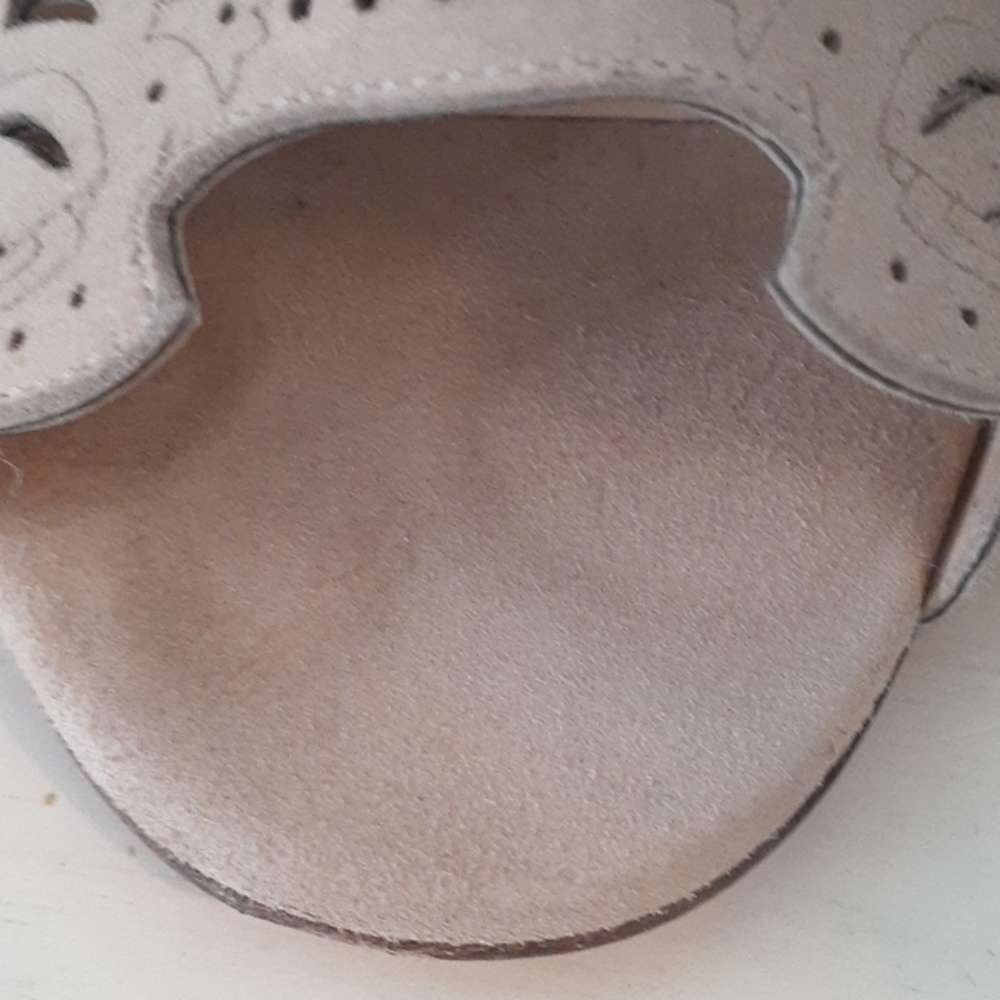 # Christian Louboutin Decoupadiva nude suede Stilettos - Picture 9 of 16